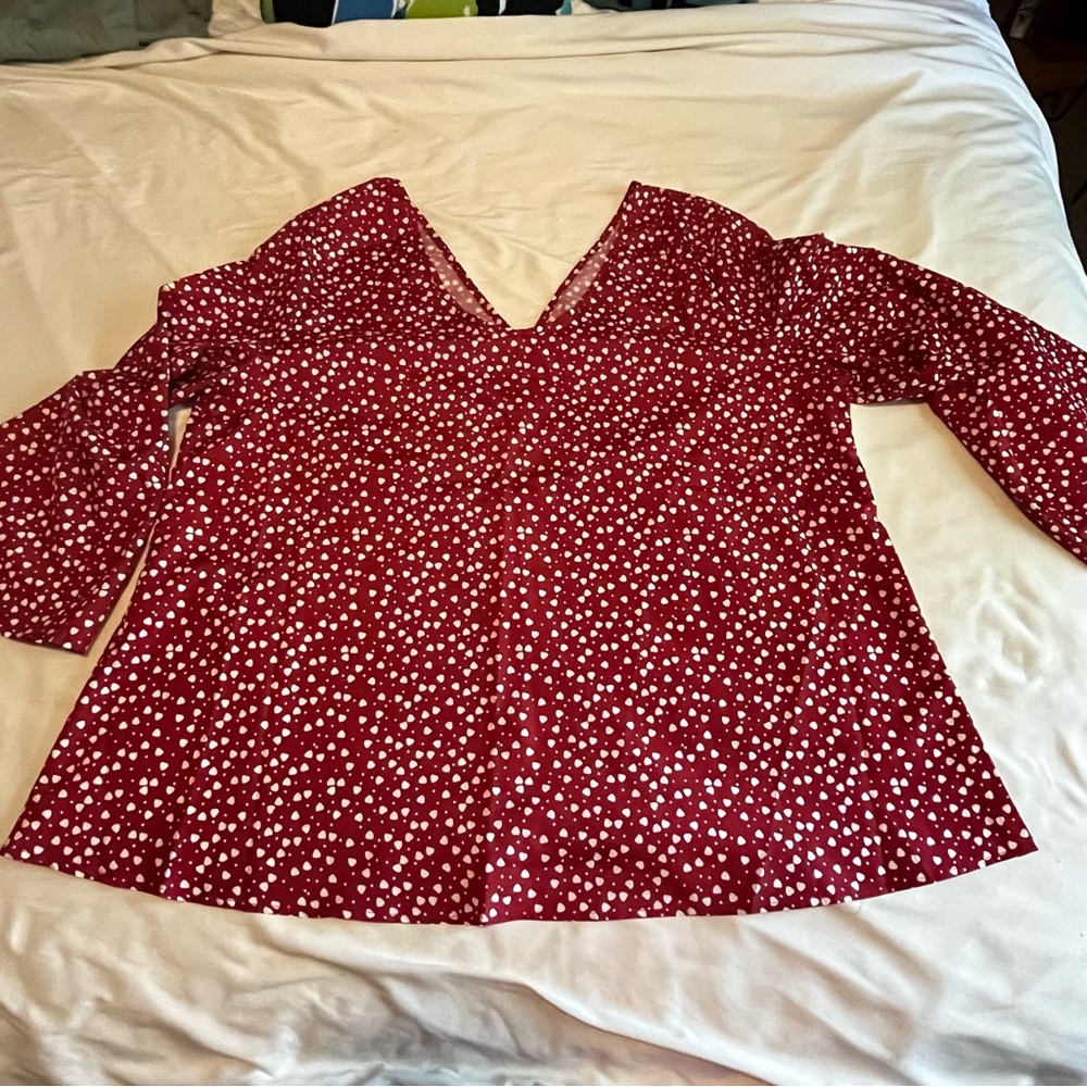NWOT women's blouse-red with hearts-XXL